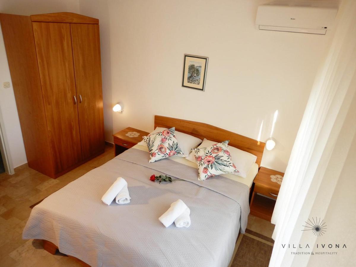Bed And Breakfast Ivona Baska Voda Exterior photo